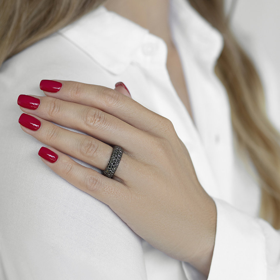 Prsteň s čiernymi diamantmi Euanthe