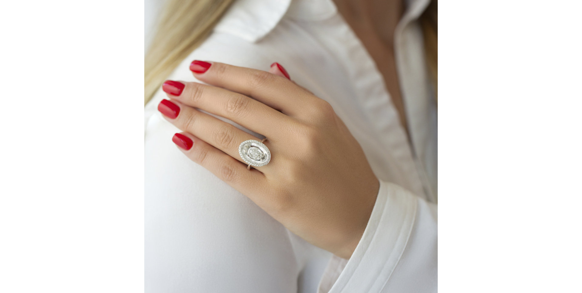 Prsteň s kryštálom a diamantmi Mike