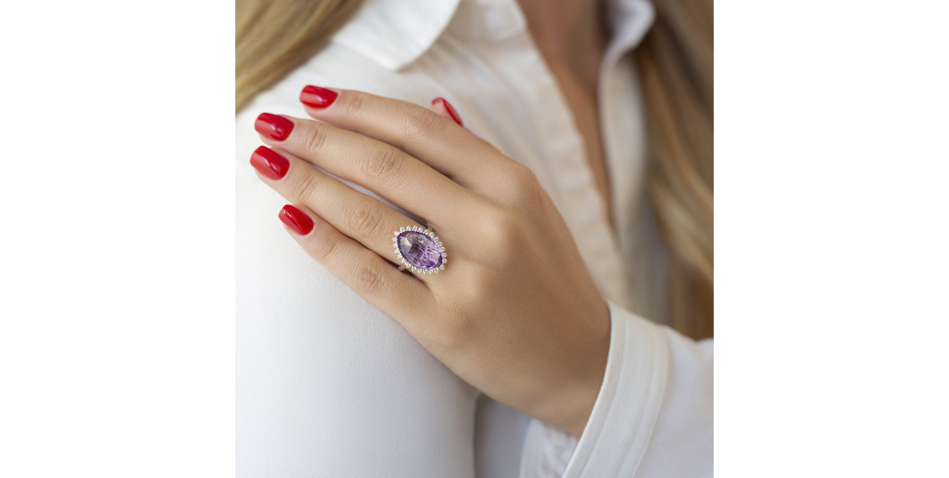 Prsteň s topásom a diamantmi Darlar Hope