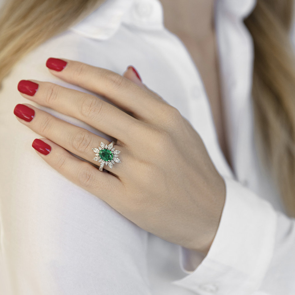 Prsteň so smaragdom a diamantmi Emerald Queen
