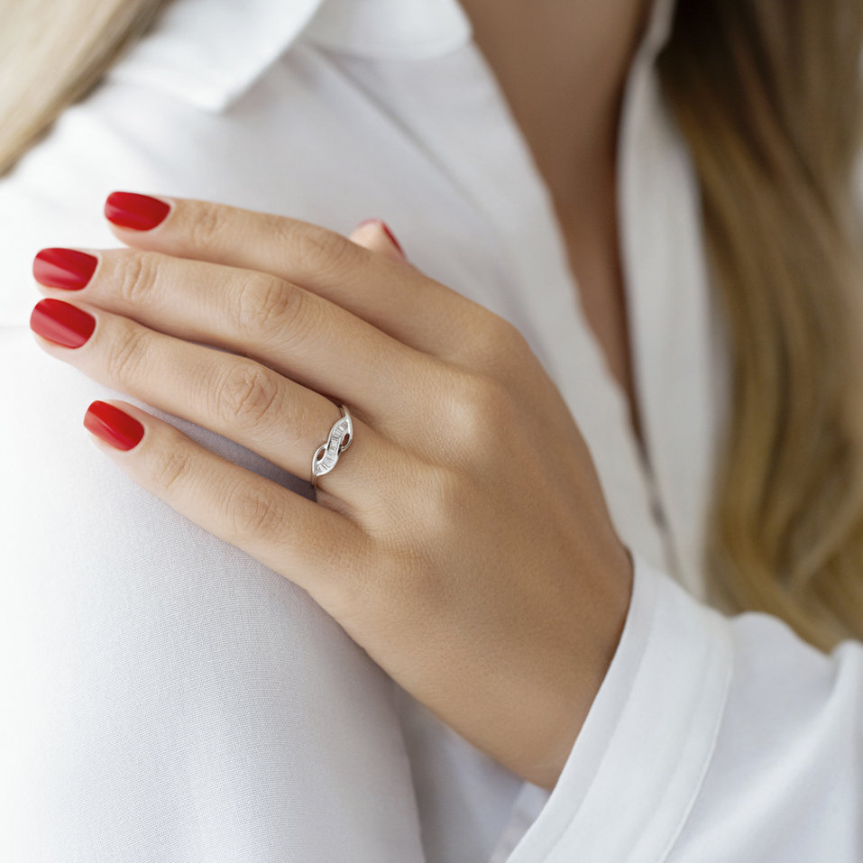 Prsteň s diamantmi Ursule