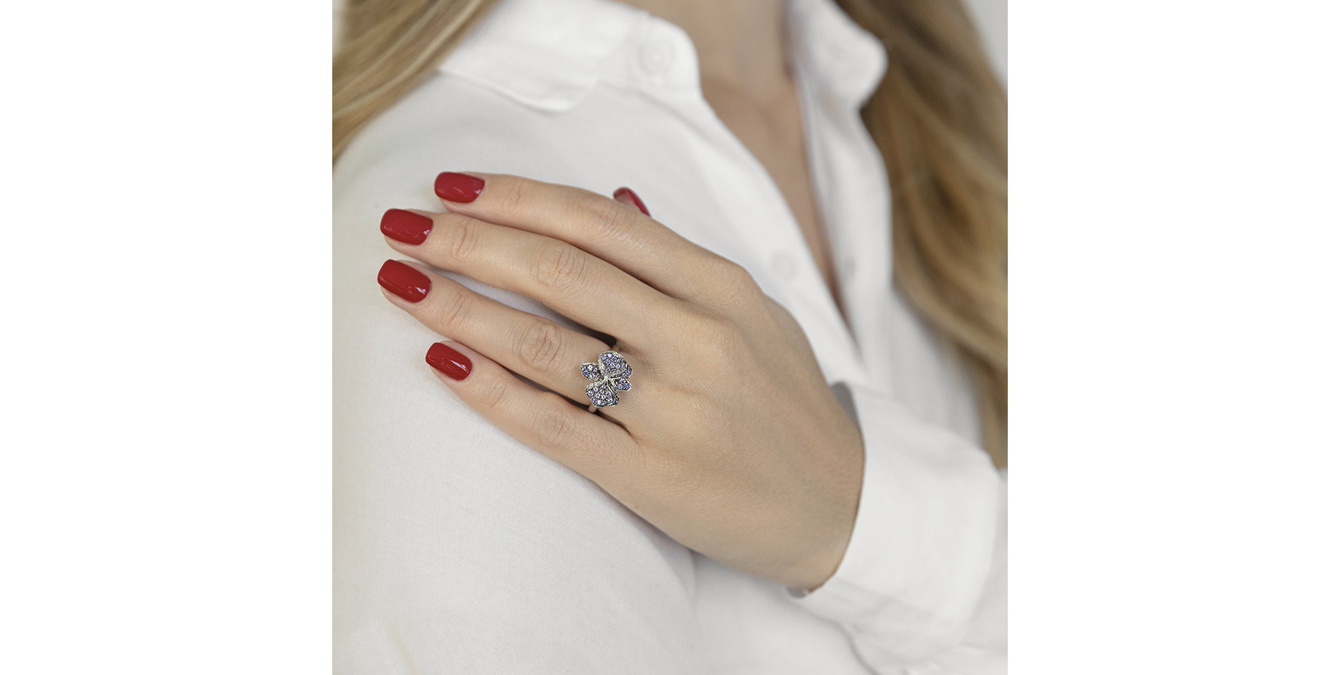 Prsteň s diamantmi a zafírmi Noble Orchid