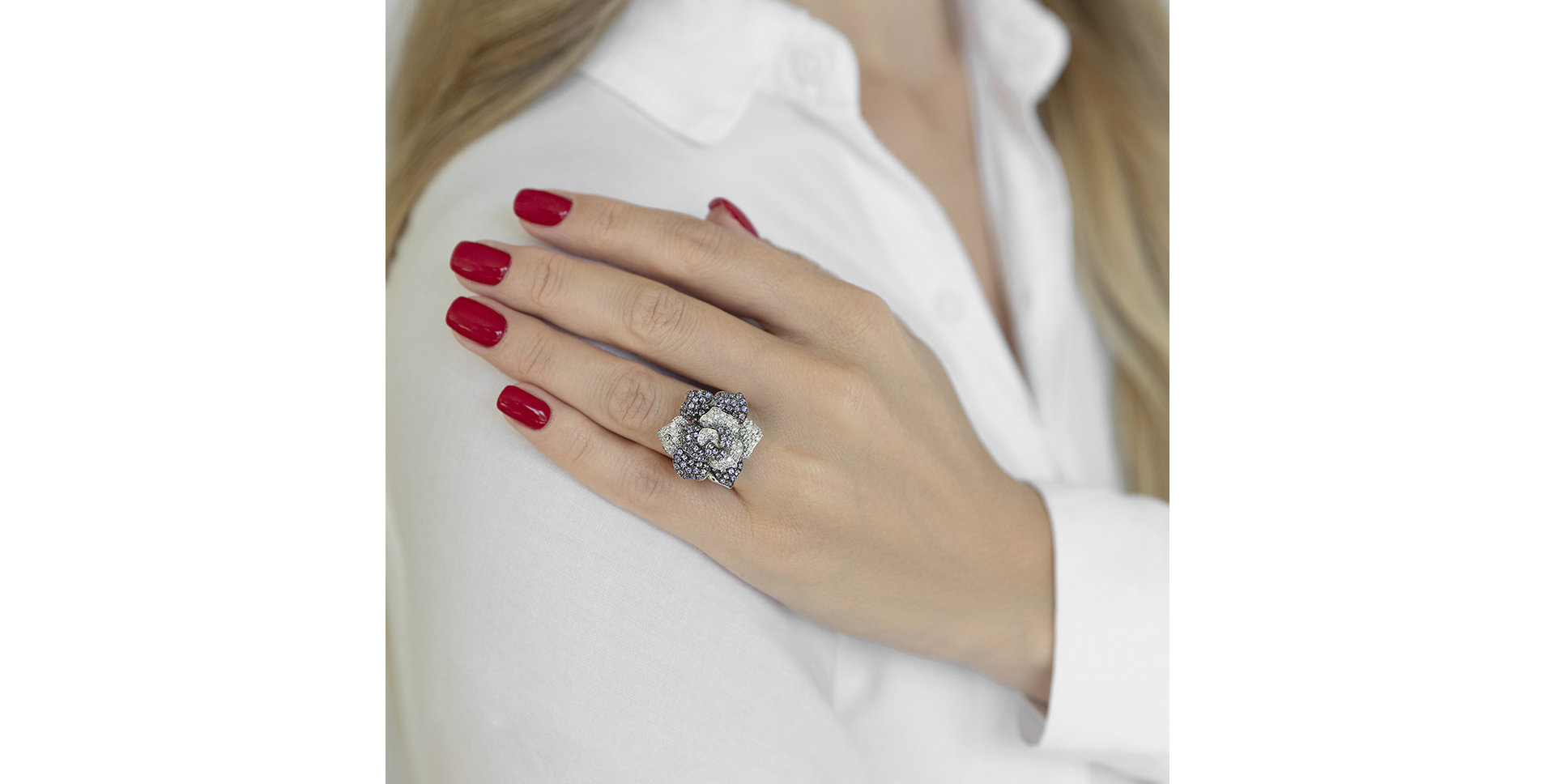 Prsteň s diamantmi a zafírmi Magnolia Glory