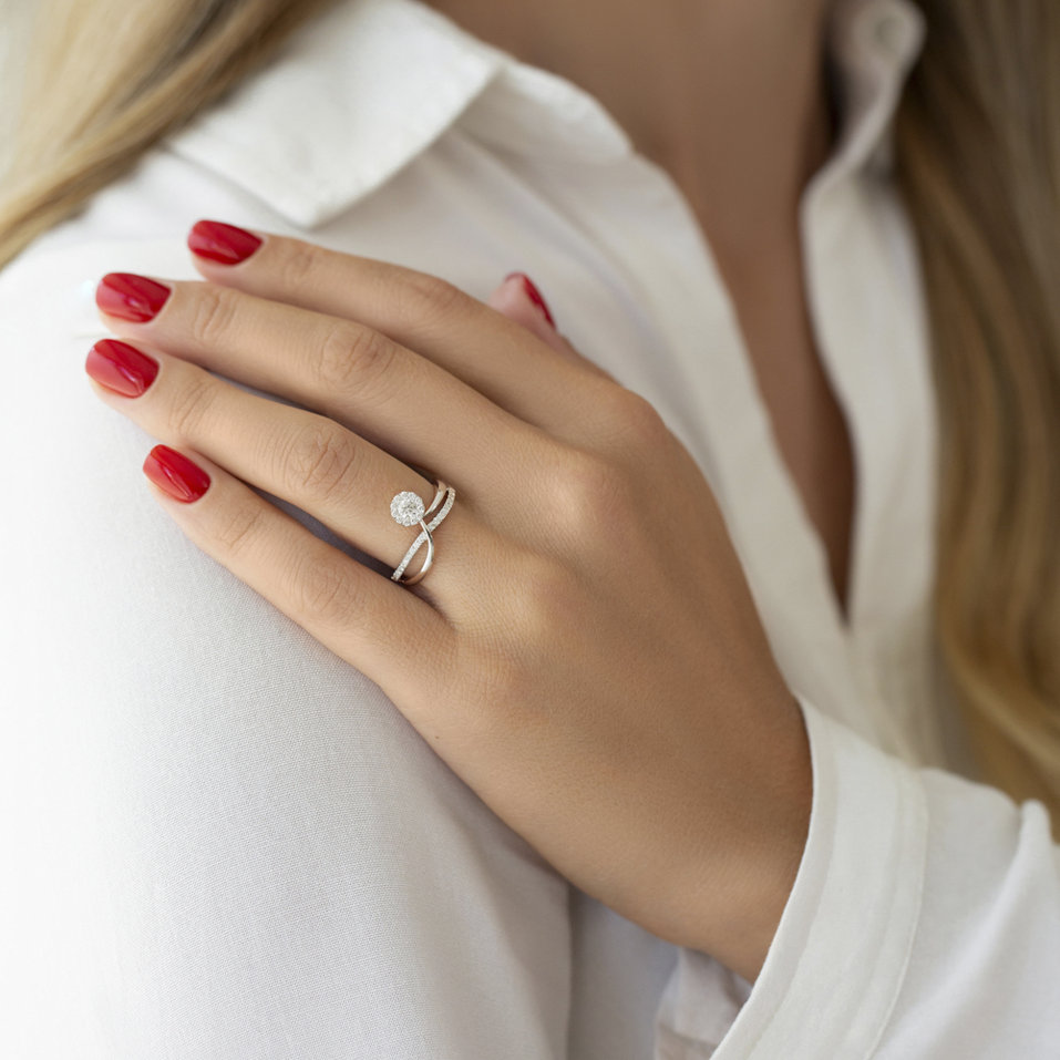 Prsteň s diamantmi Athena