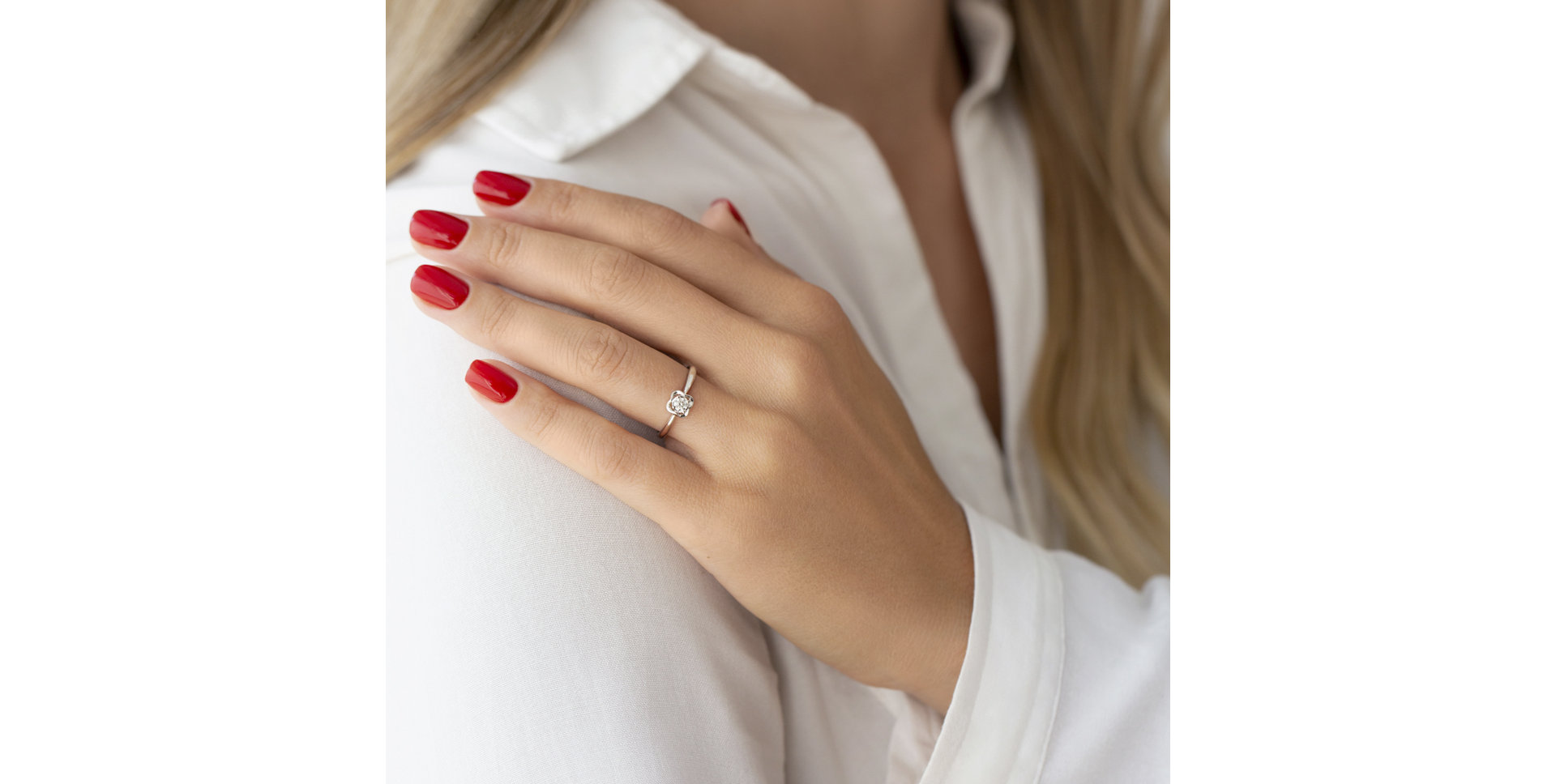 Prsteň s diamantom Sweet Blossom