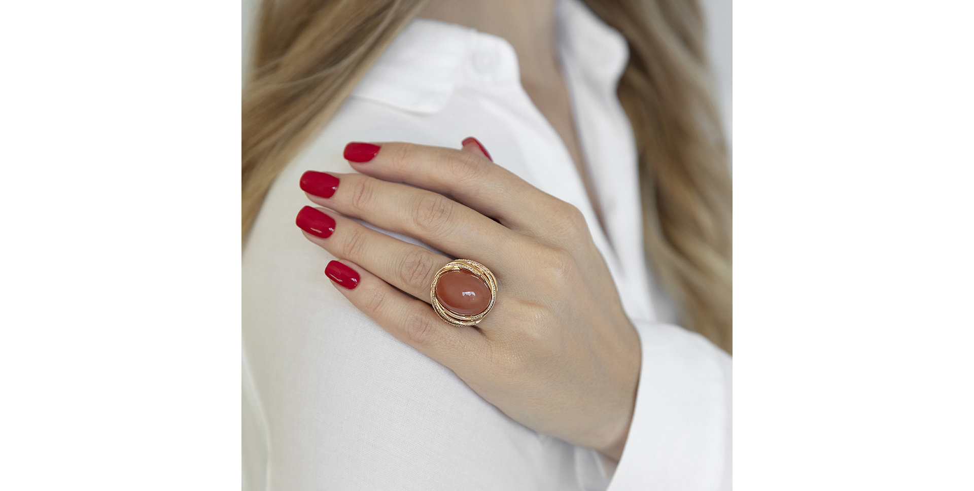 Prsteň s mesačným kameňom a diamantmi Eminence of Sea