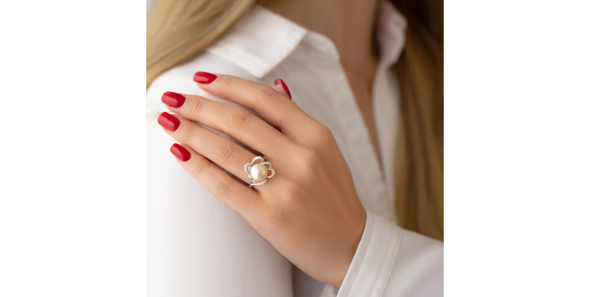 Prsteň s perlou a diamantmi Pearl Romance