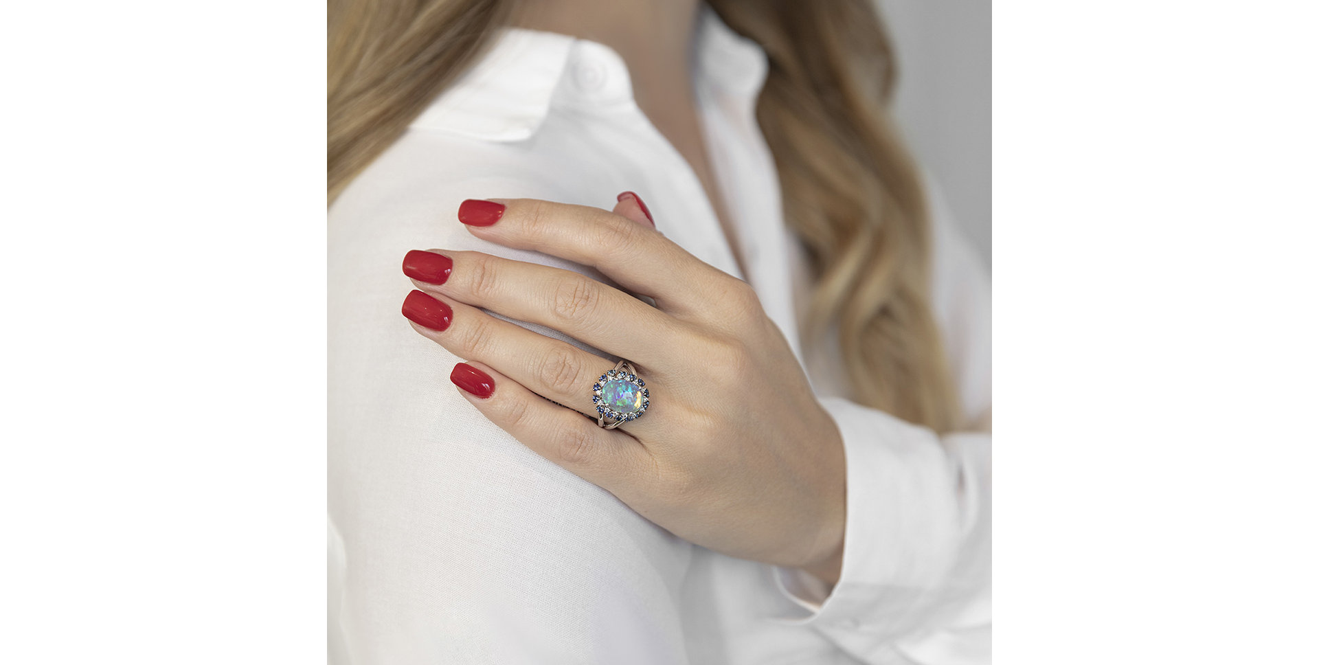 Prsteň s opálom, diamantmi a zafírmi Makenna