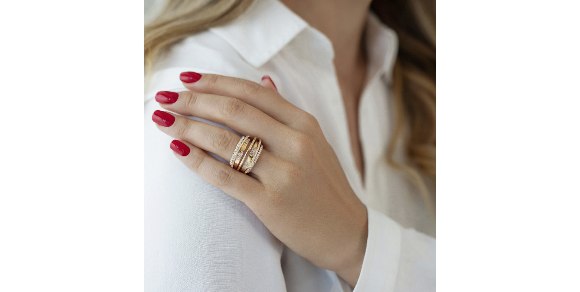 Prsteň s diamantmi Magic Ribbon