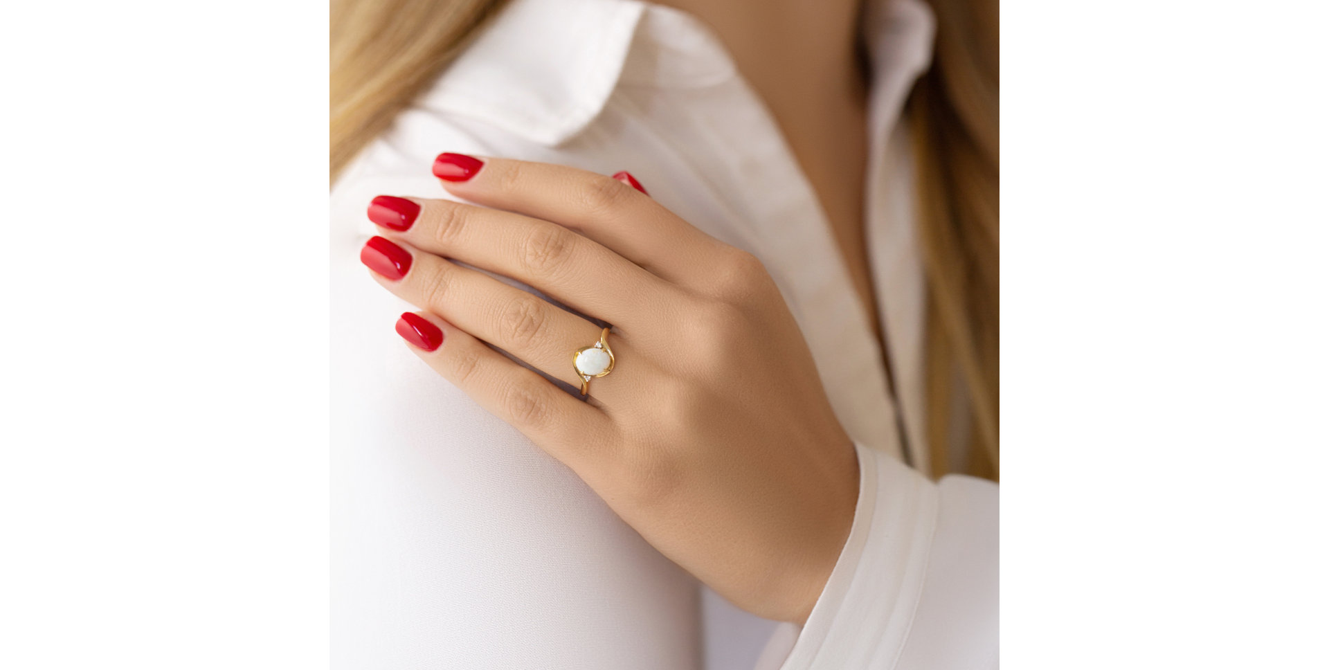 Prsteň s opálom a diamantmi Faith Bell