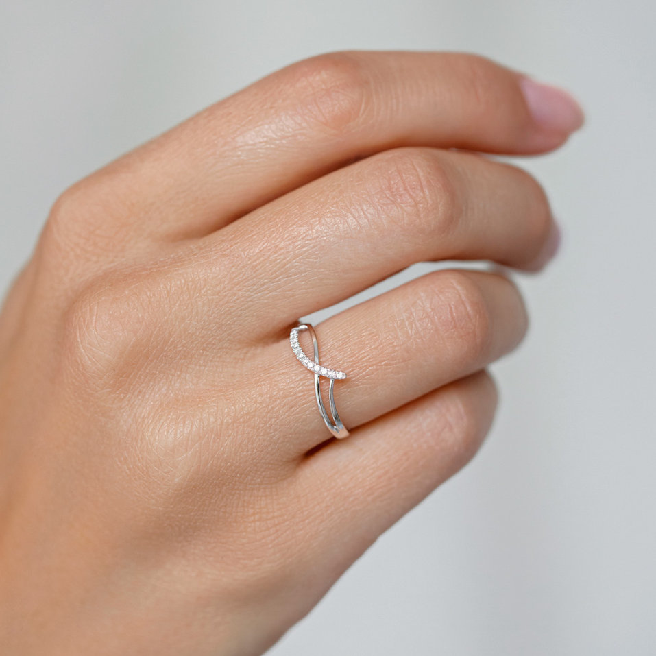 Prsteň s diamantmi Elegant Line