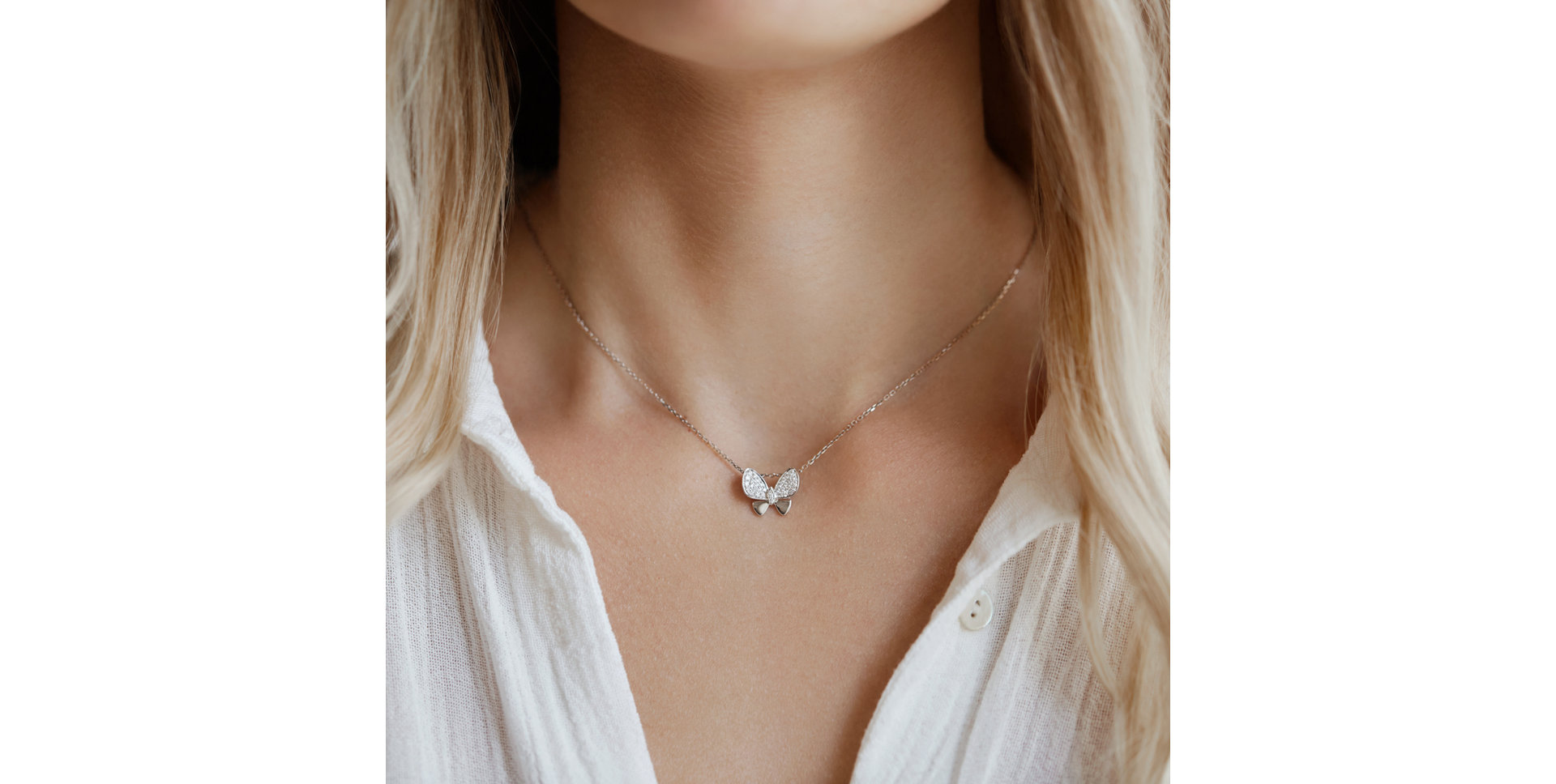 Přívěsok s diamantmi Butterfly Night