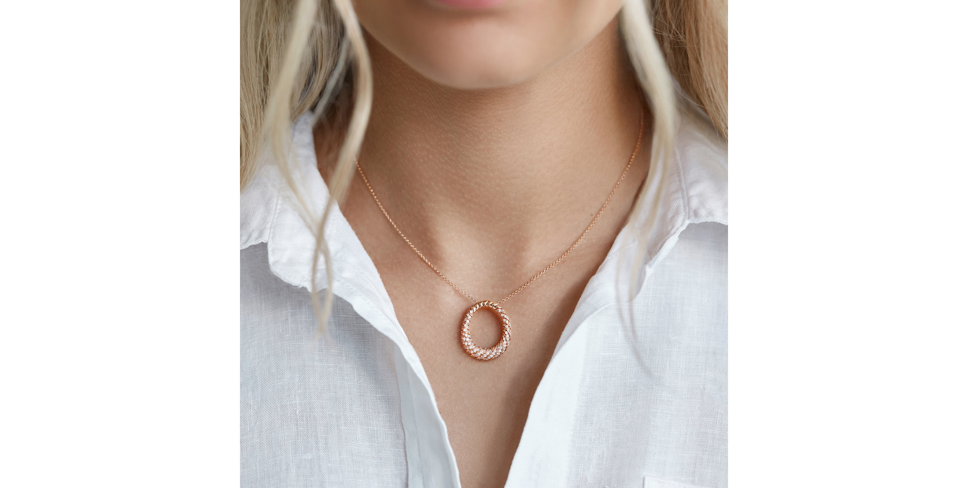 Přívěsok s čiernymi diamantmi Gala Night