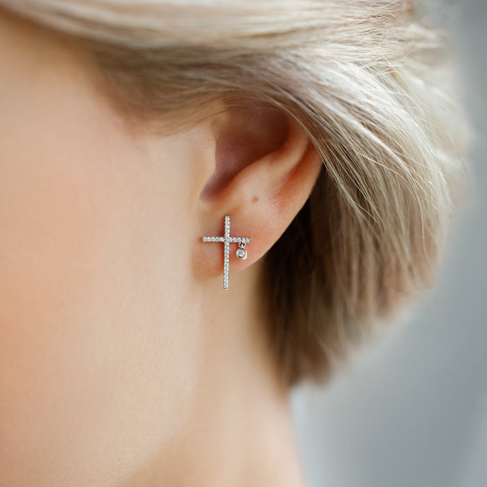 Náušnice s diamantmi a zafírom Cristian