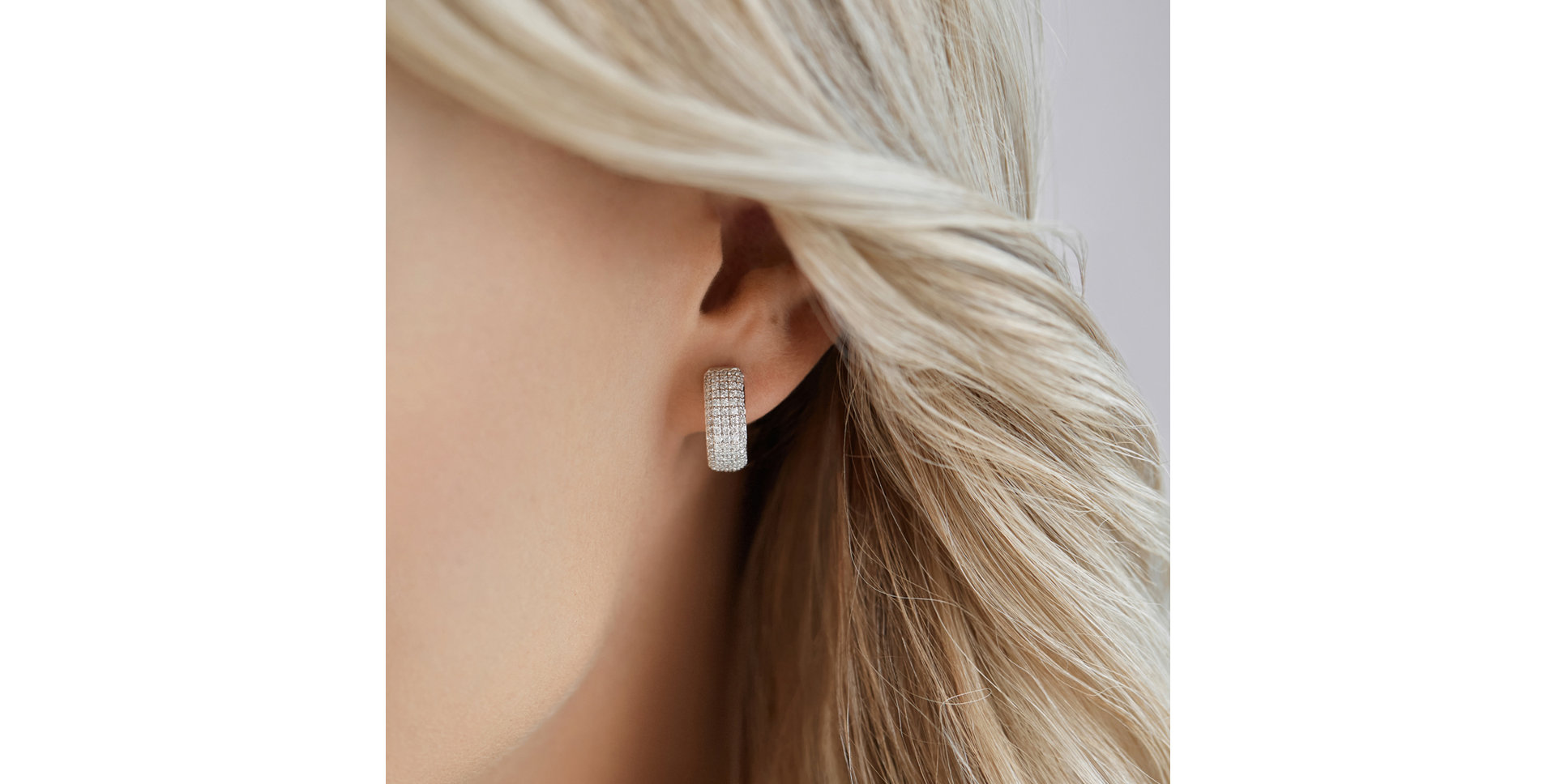 Náušnice s diamantmi Luxury Message