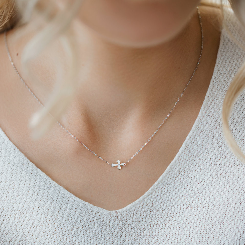 Náhrdelník s diamantom Pomp Religion