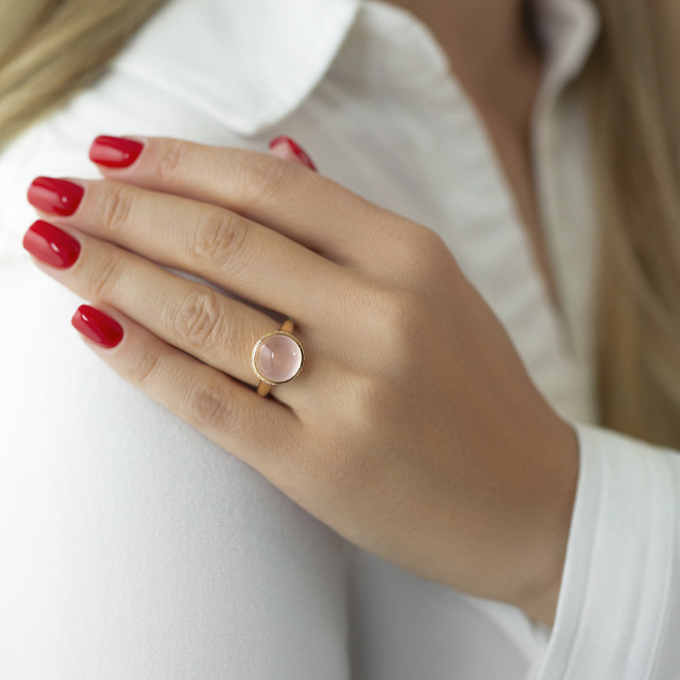 Prsteň s ruženínom a diamantmi Averie