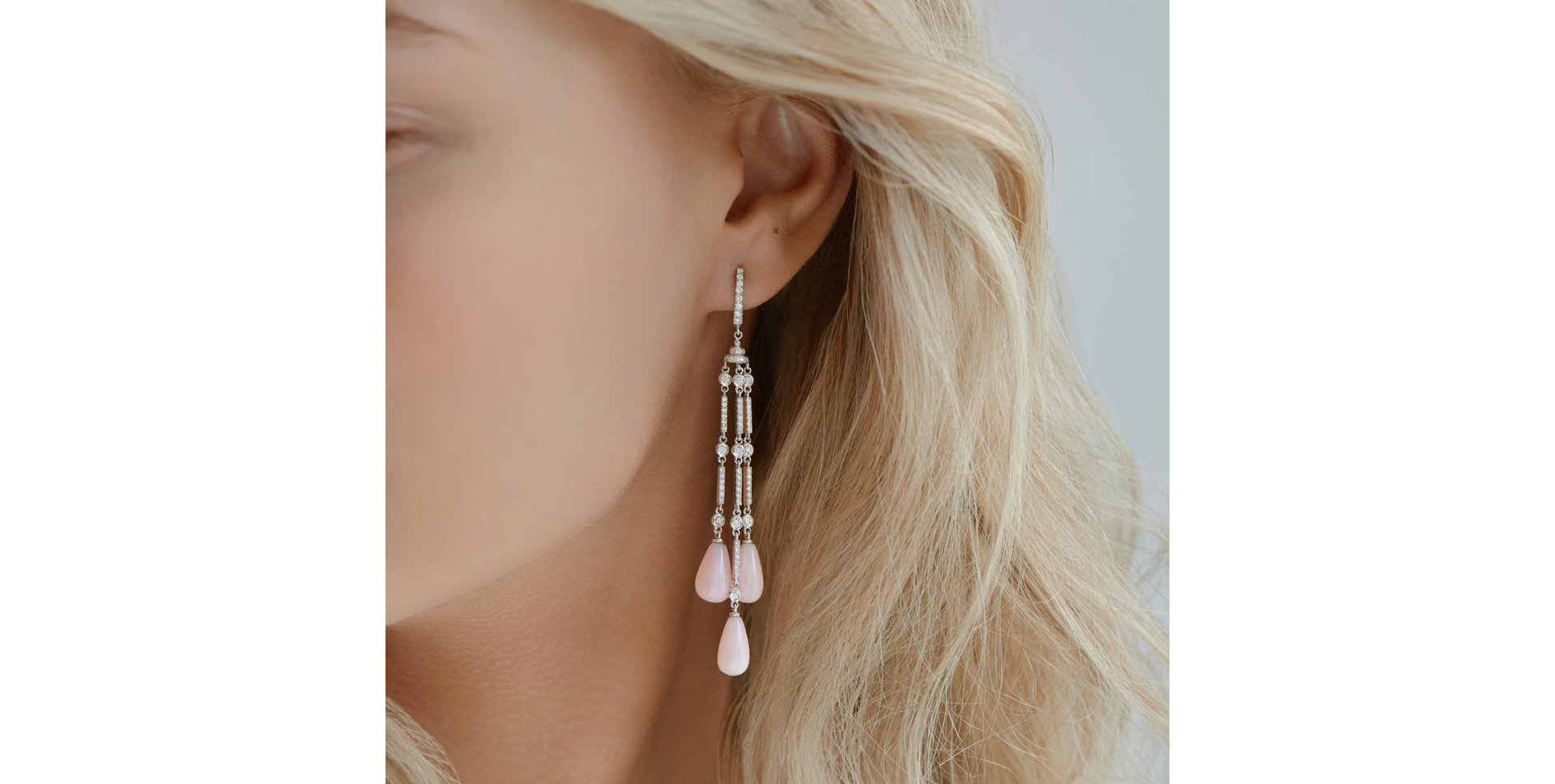 Náušnice s diamantmi a chalcedonom Royal Dazzle