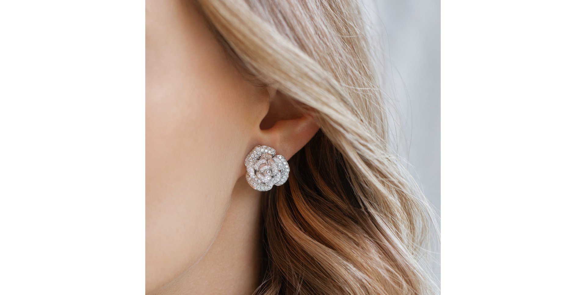 Náušnice s diamantmi Flower Contest