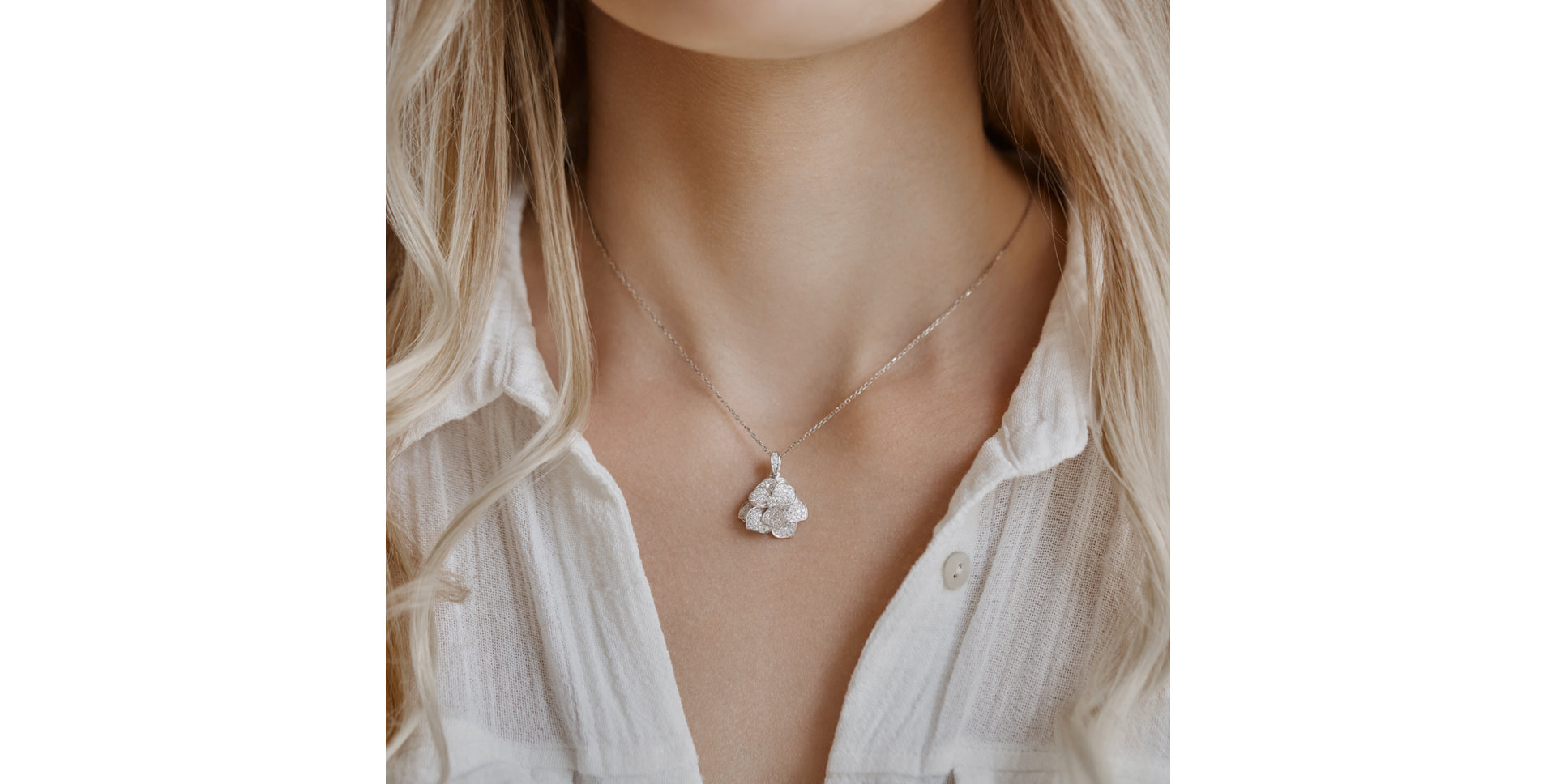 Přívěsok s diamantmi Bloomy Frederica