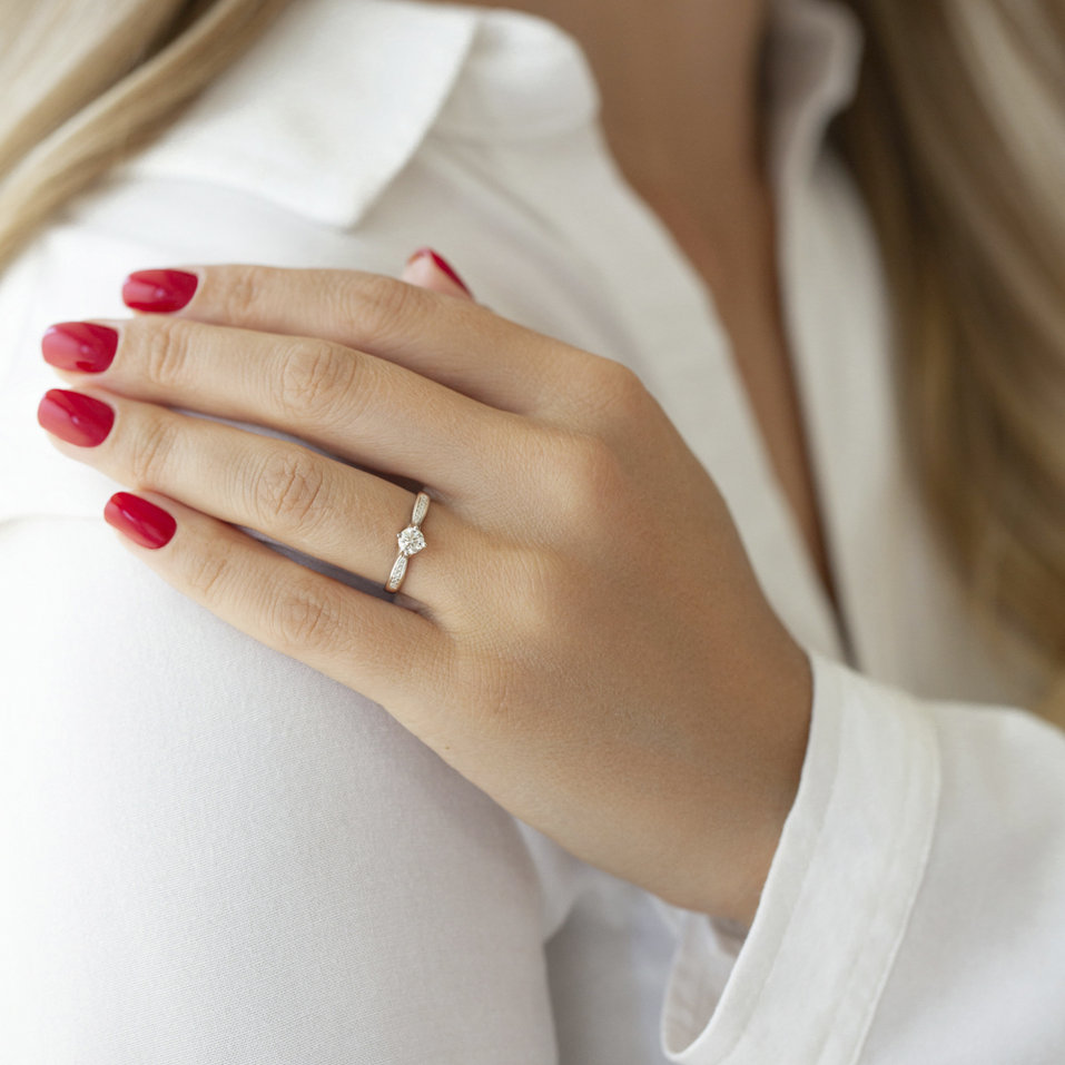 Prsteň s diamantmi Moon King