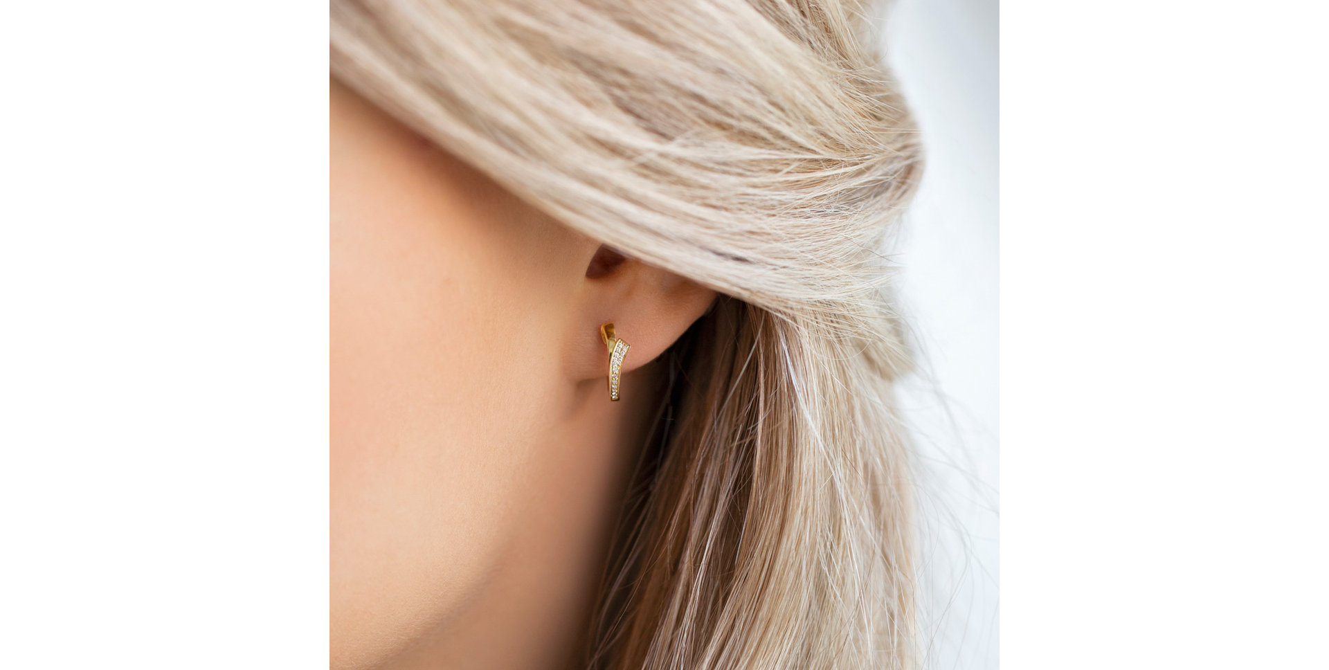 Náušnice s diamantmi Brilliant Wave