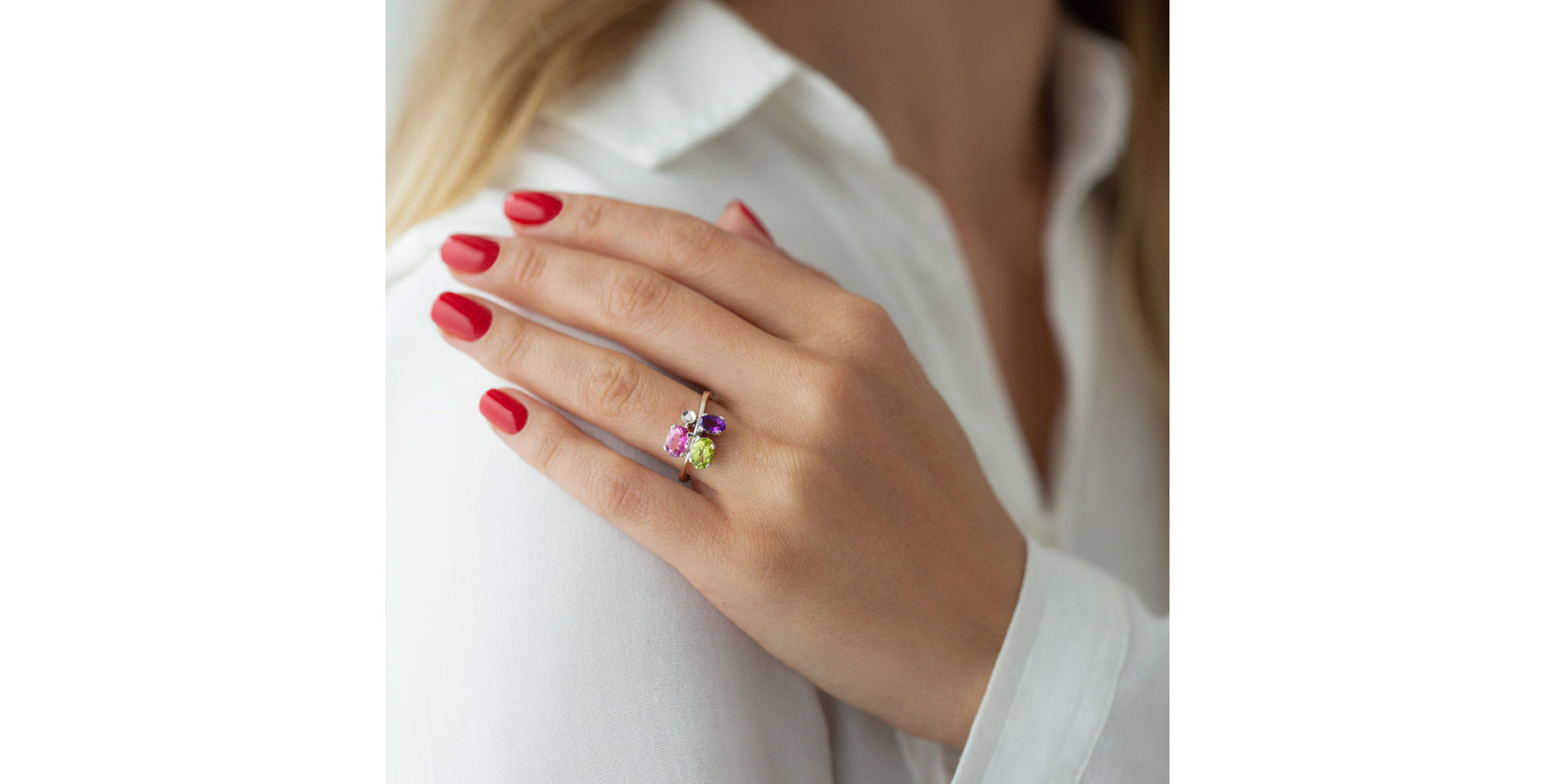 Prsteň s diamantmi, ametystom, topásom , peridotom Multicolor