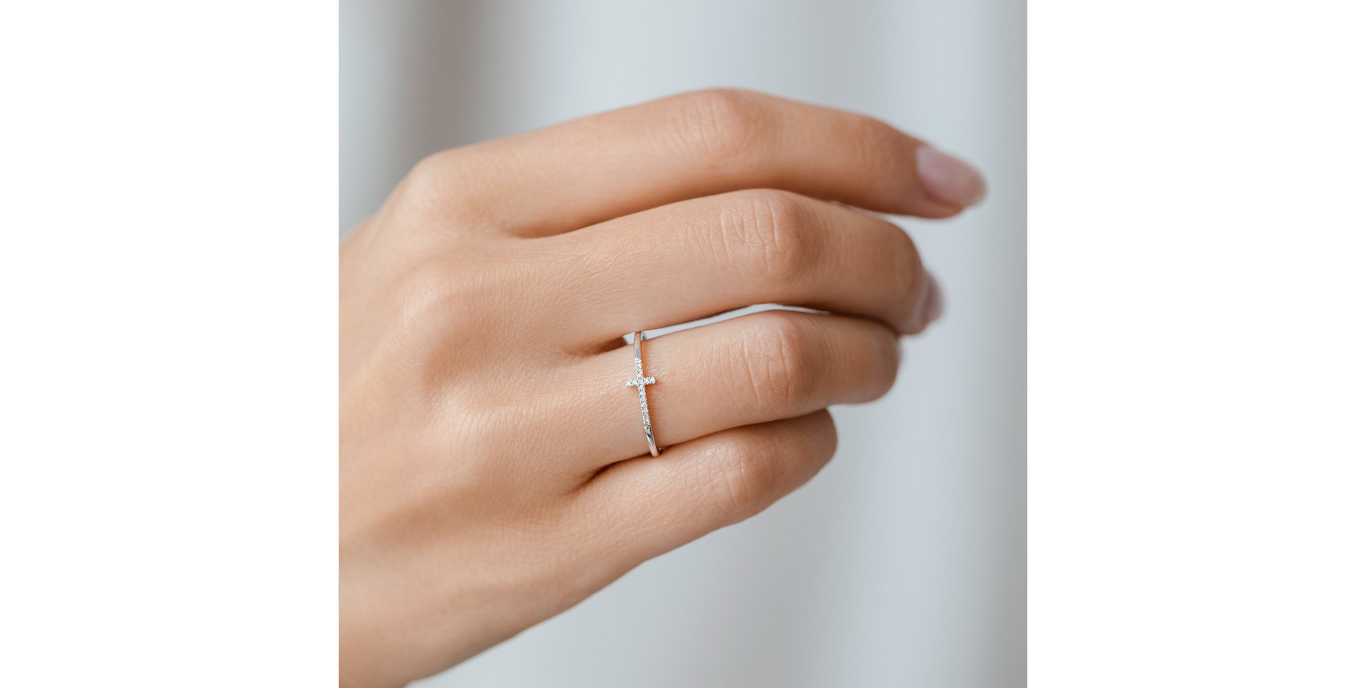 Prsteň s diamantmi Cross