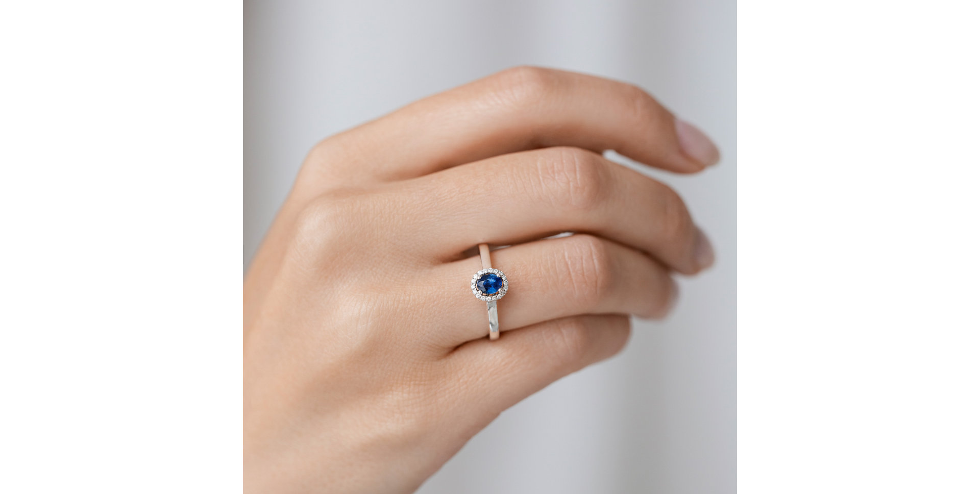 Prsteň s diamantmi a zafírom Princess