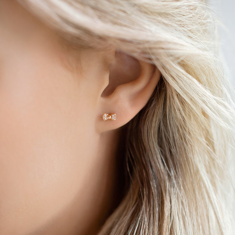 Náušnice s hnedými diamantmi Endless Bow