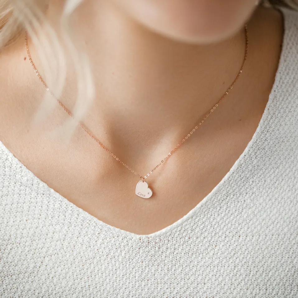 Náhrdelník s diamantom Envoy Love