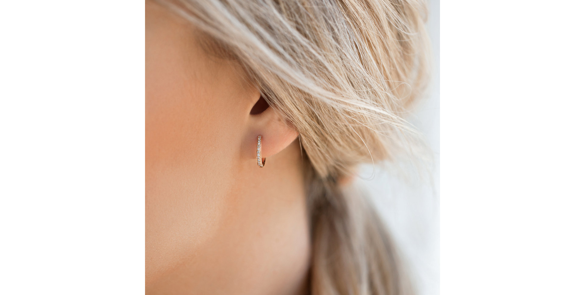 Náušnice s čiernymi diamantmi Moon Opium