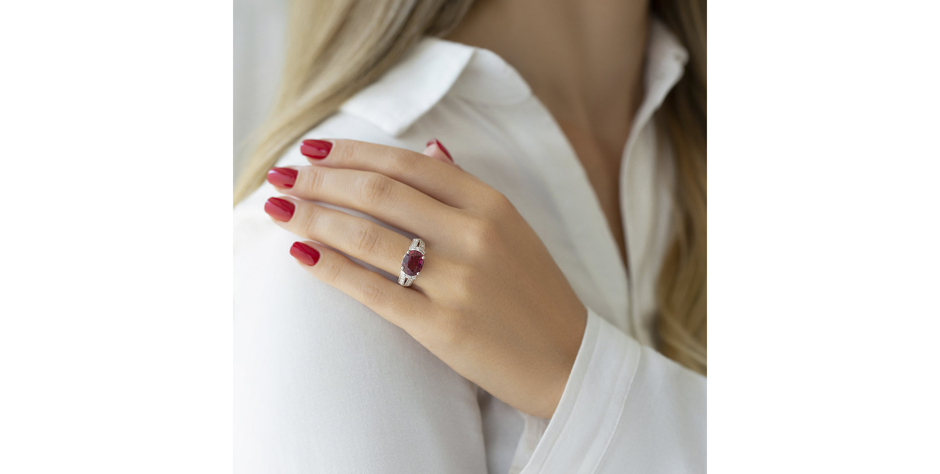 Prsteň s turmalínom a diamantmi Envoy Passion