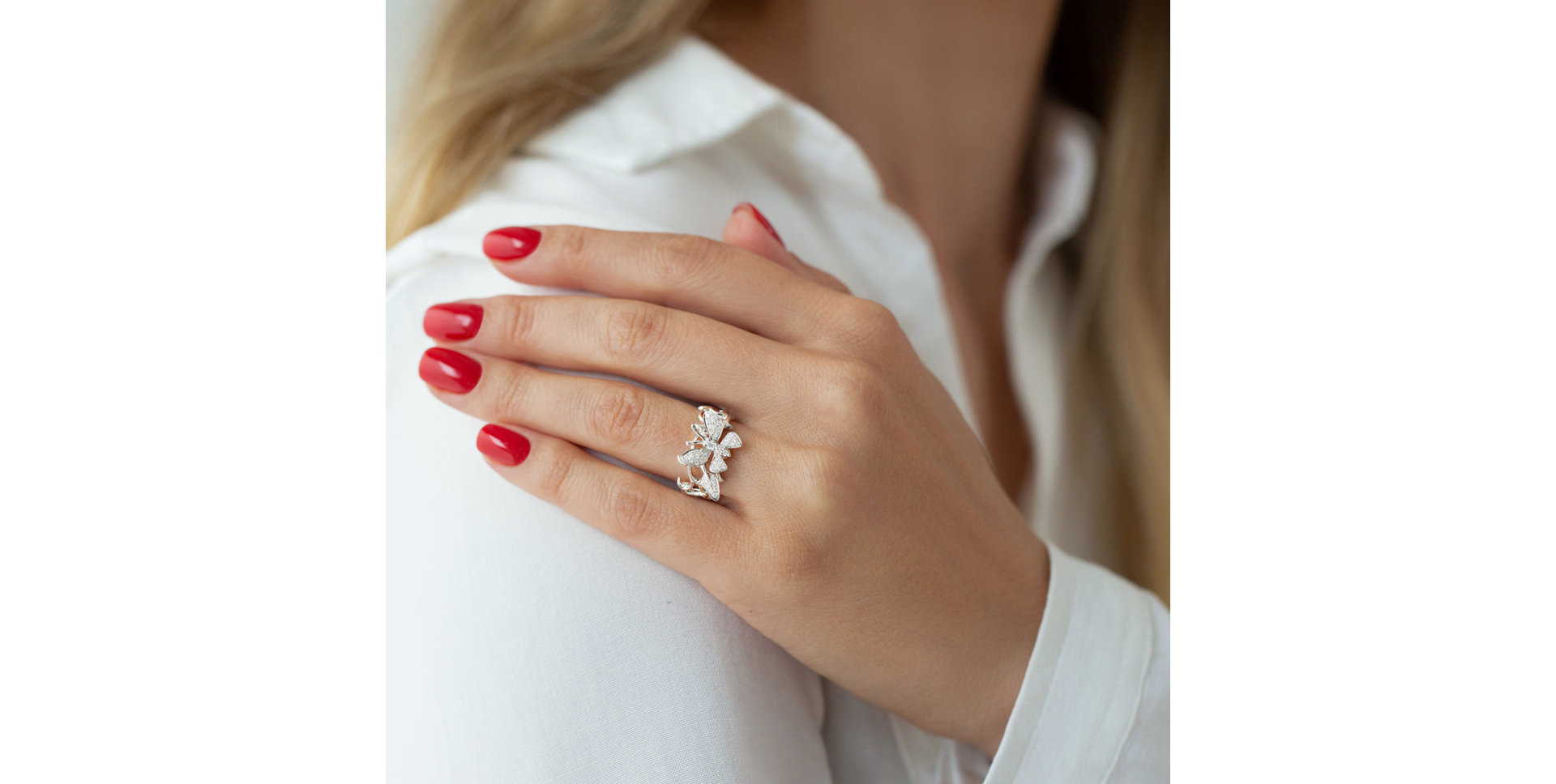 Prsteň s diamantom Lush Butterfly