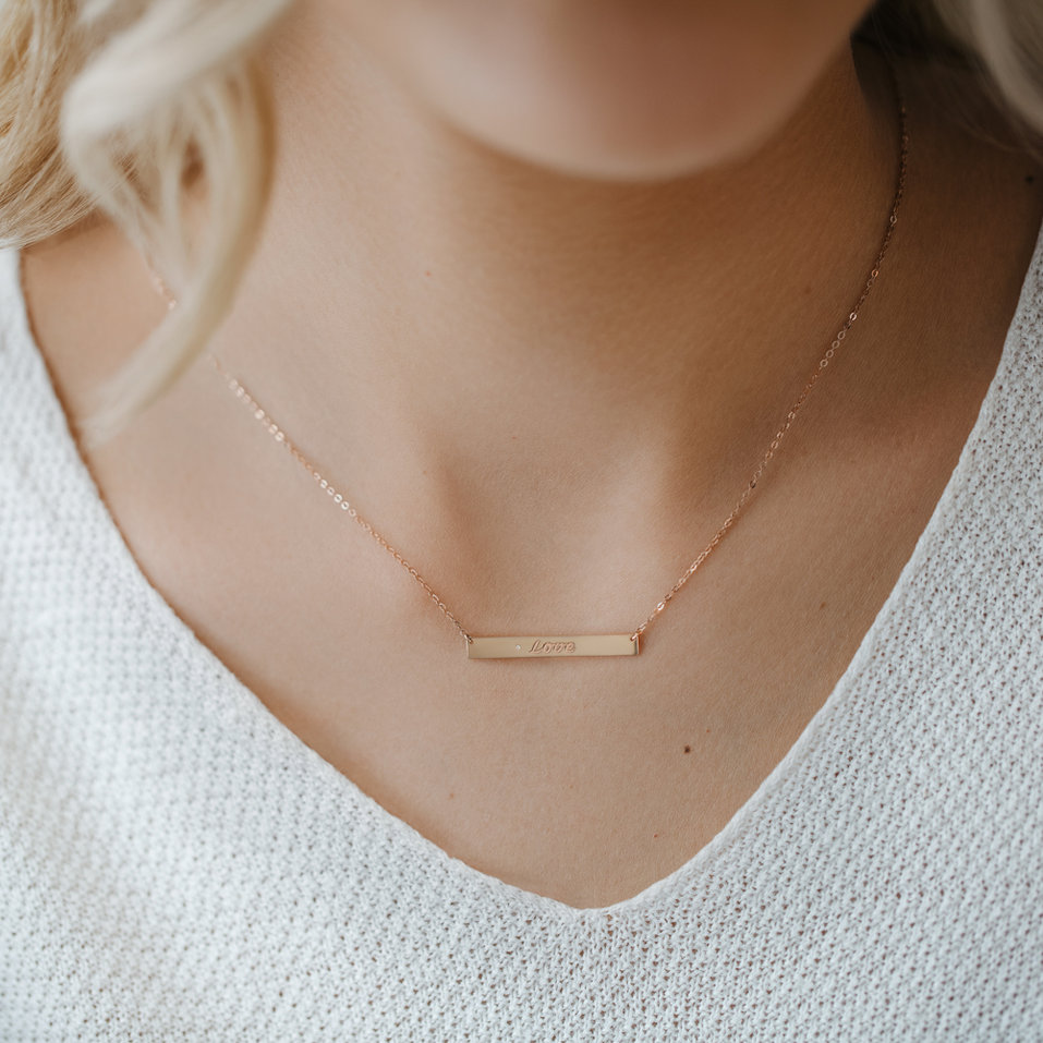 Náhrdelník s diamantom Amour Ribbon