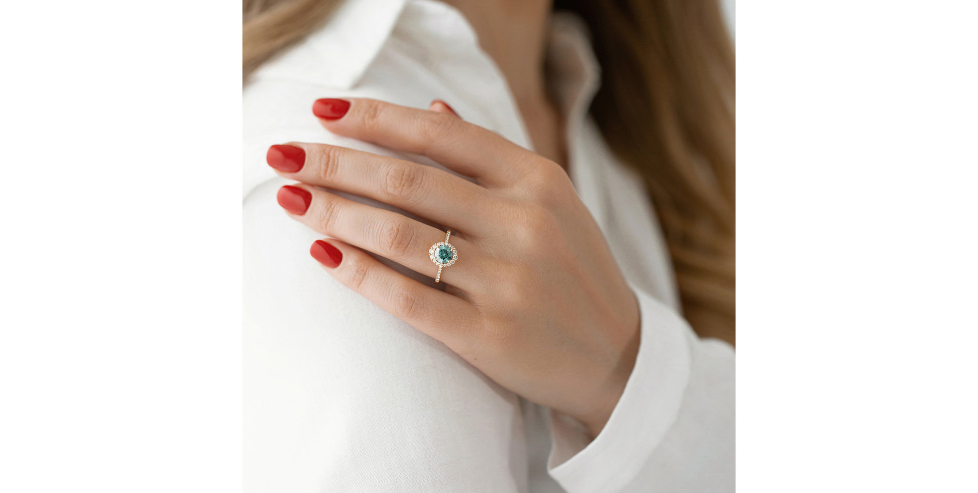 Prsteň s modrým diamantom a bielymi diamantmi Glare