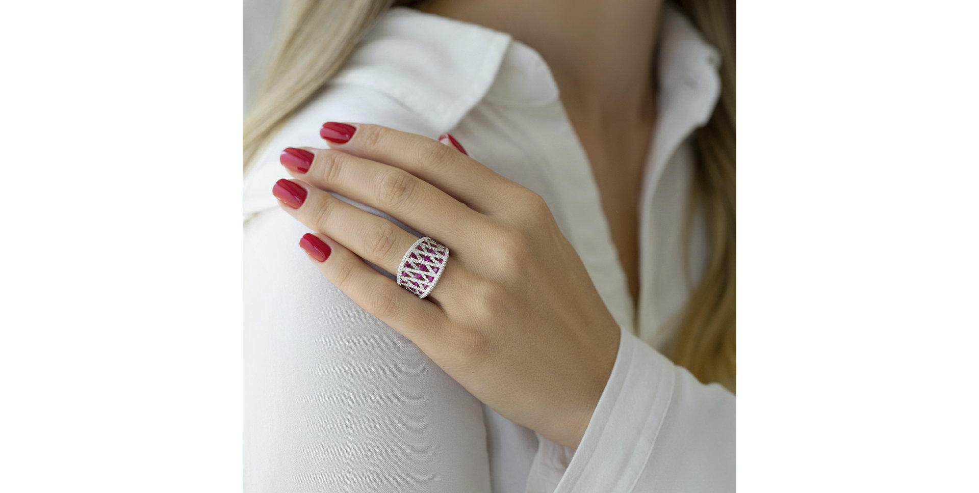 Prsteň s diamantmi a rubínmi Dominique