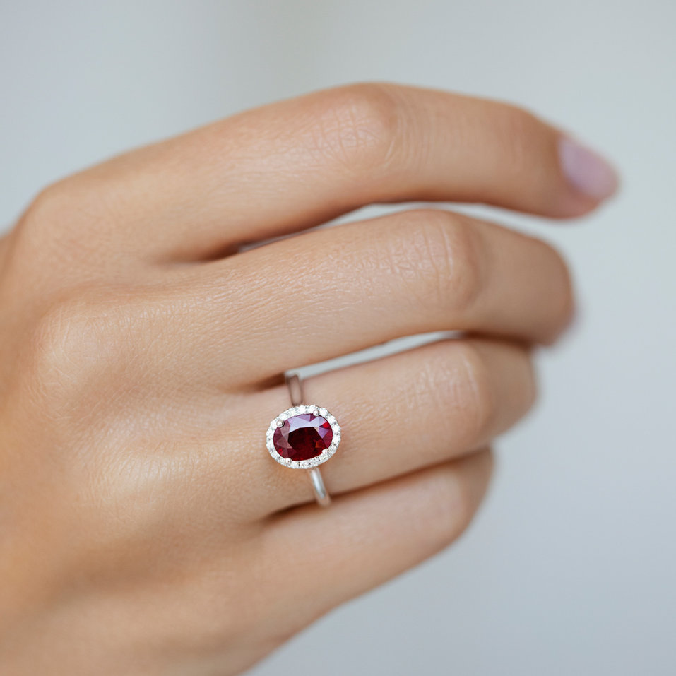 Prsteň s rubínom a diamantmi Glory Allegory