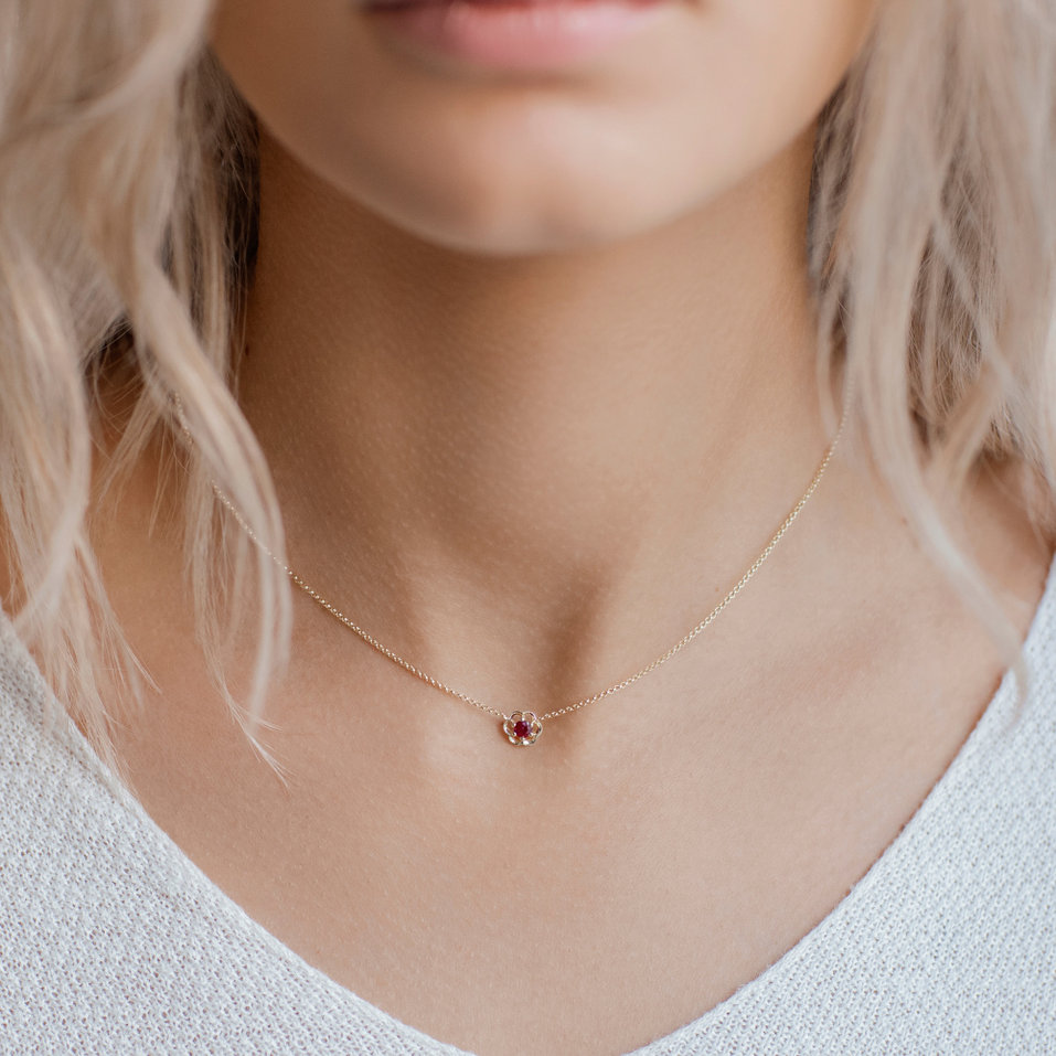 Náhrdelník so zafírom Flower Gem