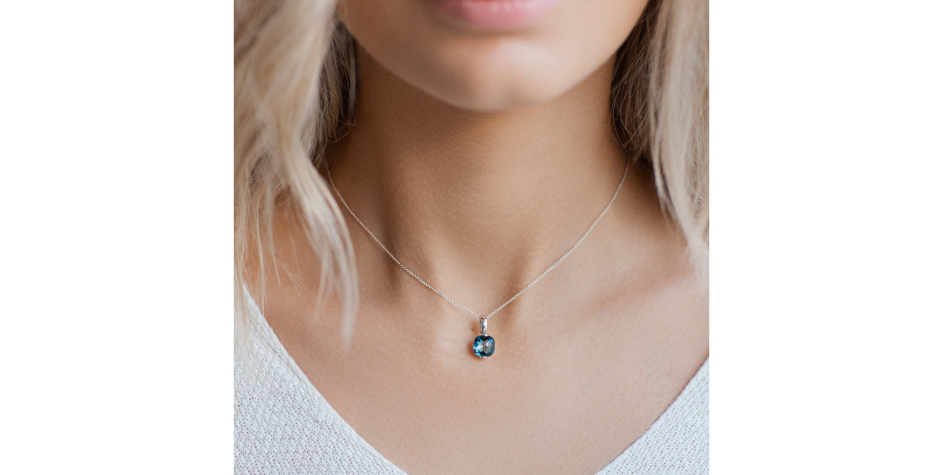 Prívesok s chalcedónom tyrkys Bonbon