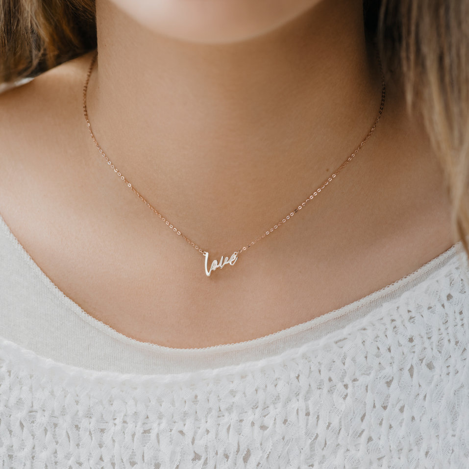 Náhrdelník s diamantom Love Maker