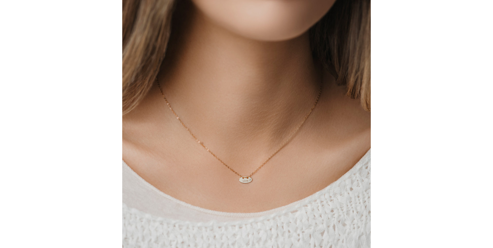 Náhrdelník s diamantom Love Y