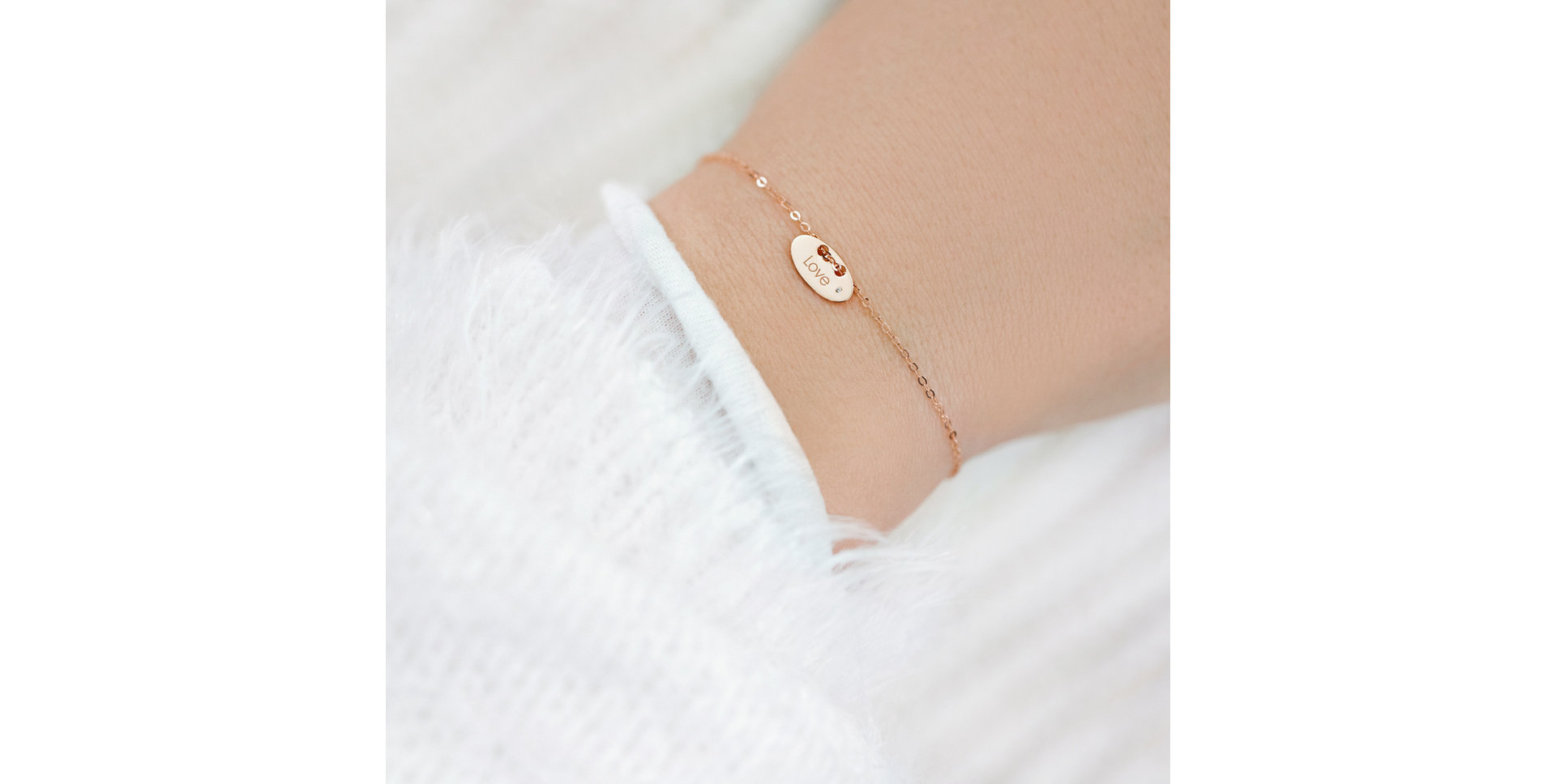 Náramok s diamantom Love Stamp Message