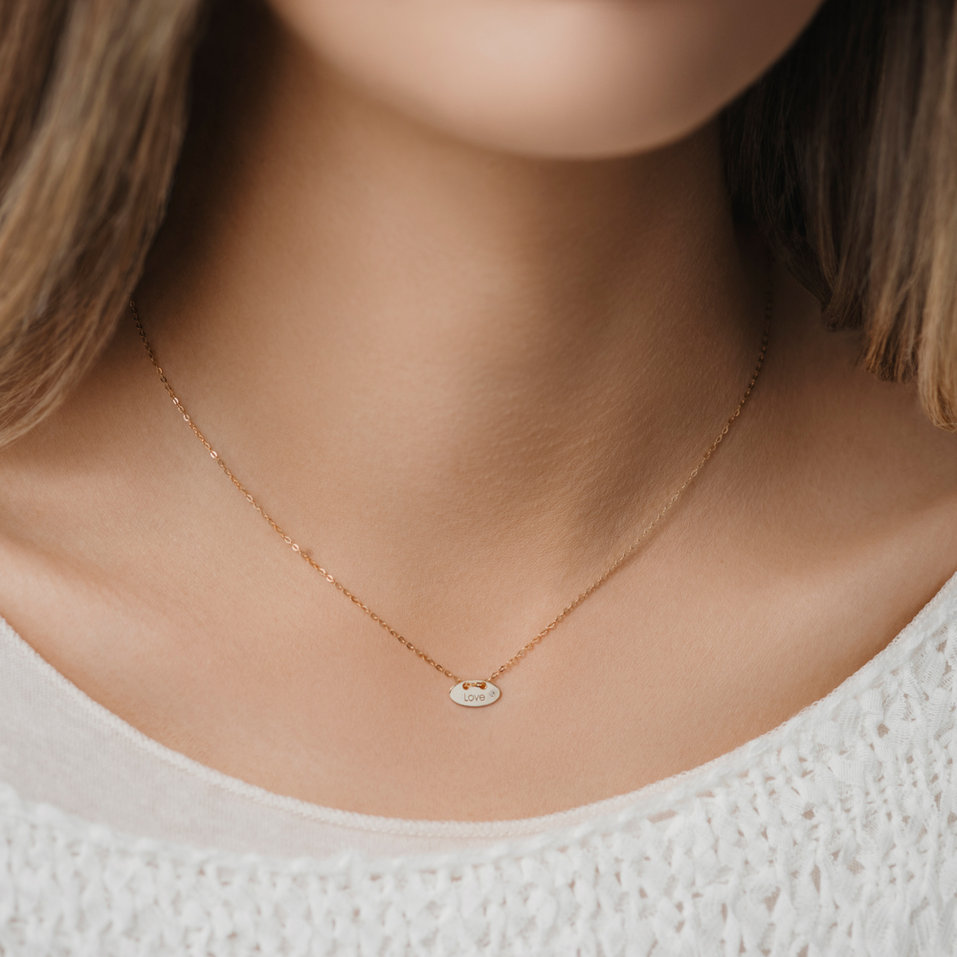 Náhrdelník s diamantom Love Y