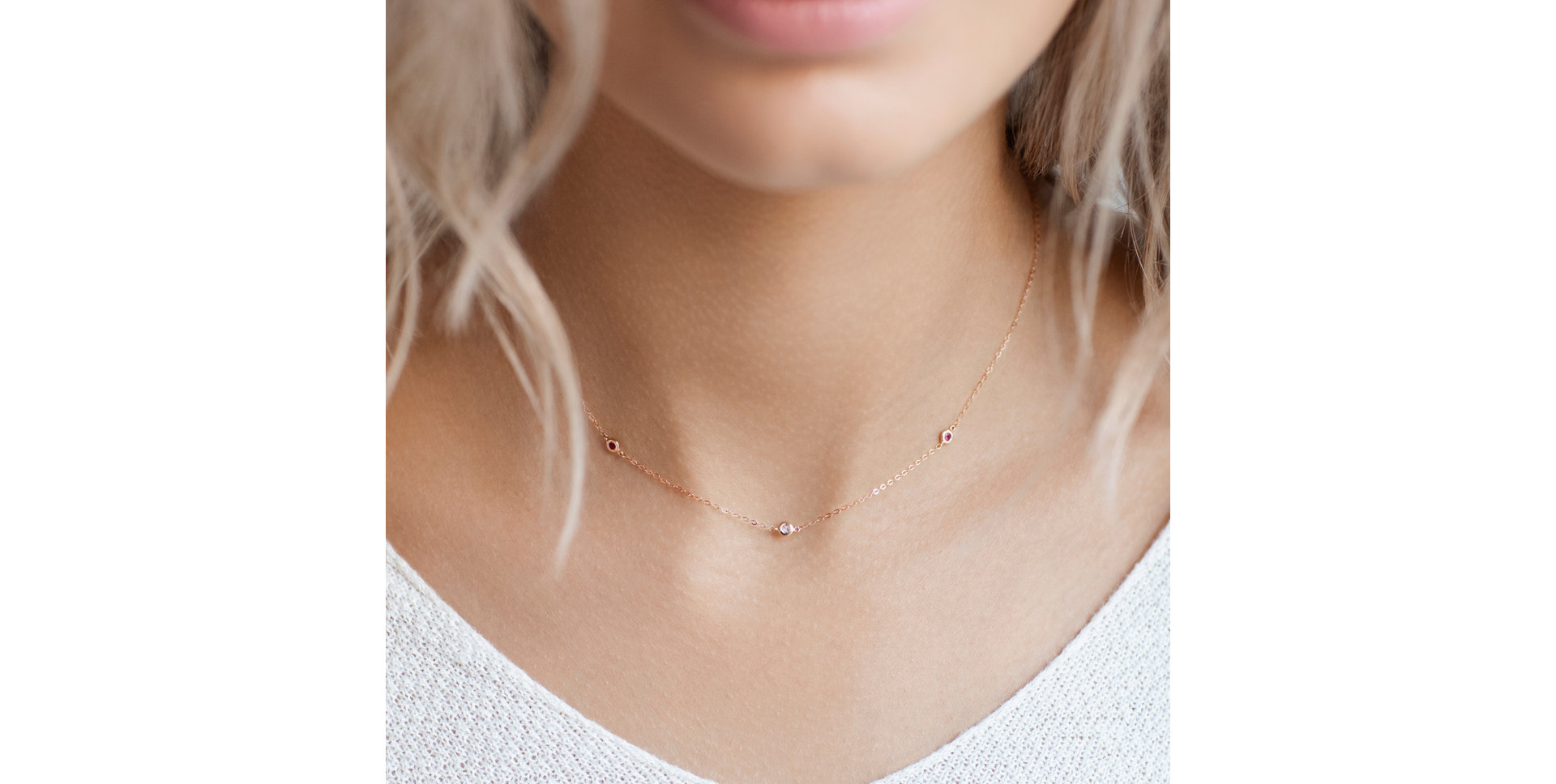 Náhrdelník s diamantmi Dots