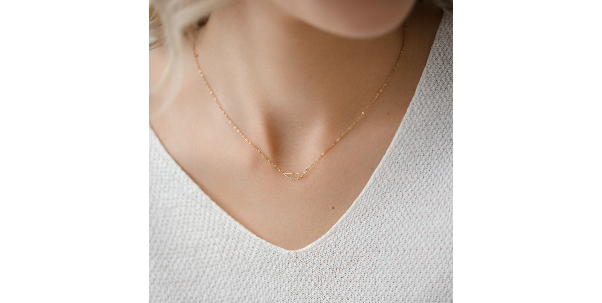 Náhrdelník s diamantom Wings