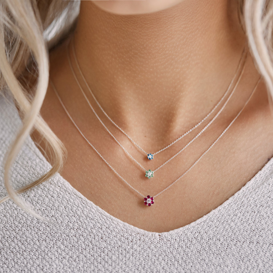 Náhrdelník s diamantom a smaragdmi Shiny Flower