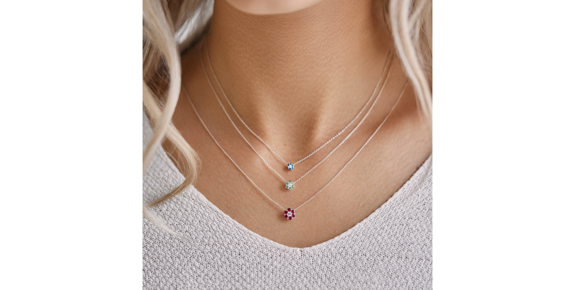 Náhrdelník s diamantom a smaragdmi Shiny Constellation