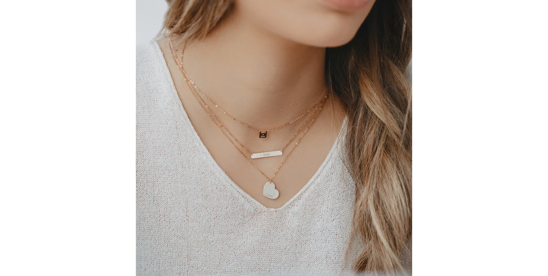 Náhrdelník s diamantom Envoy Love