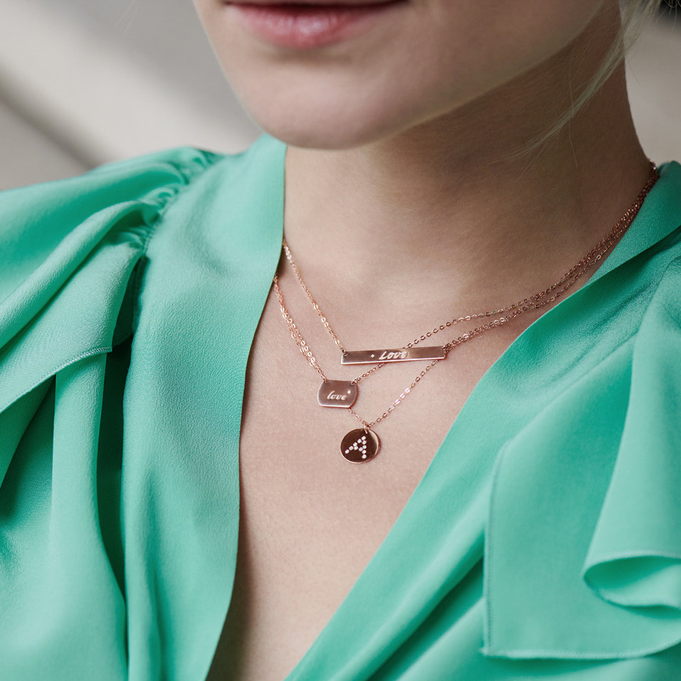 Náhrdelník s diamantom Amour Ribbon